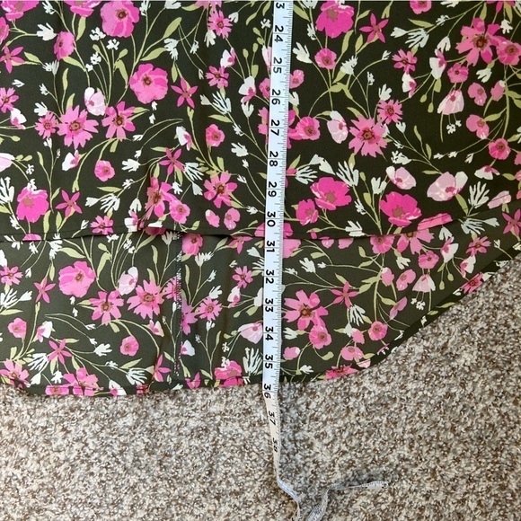 🦋 Evri Green Pink Floral Short Sleeve Blouse 4X - Picture 6 of 8